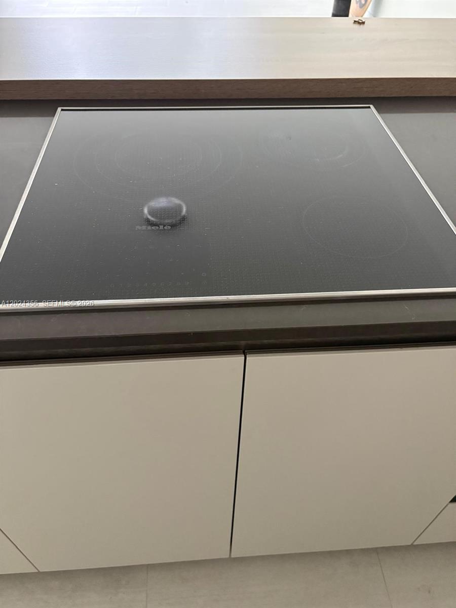 BRICKELL FLATIRON CONDO - Residential Lease