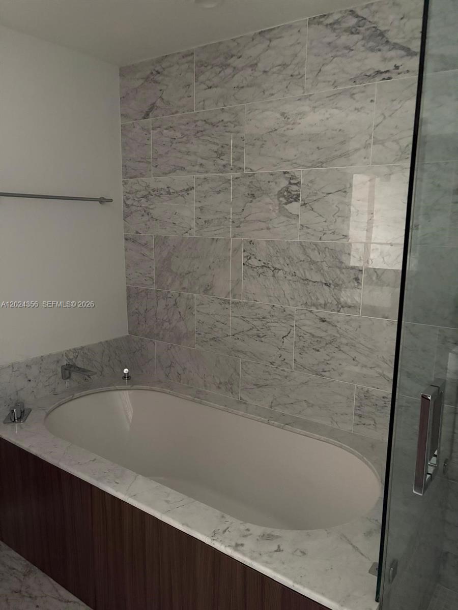 BRICKELL FLATIRON CONDO - Residential Lease