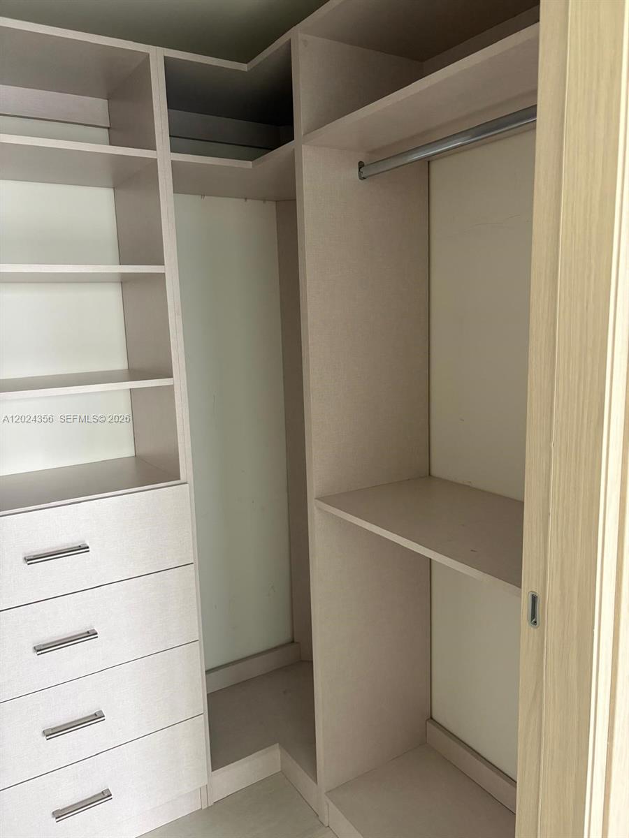 BRICKELL FLATIRON CONDO - Residential Lease