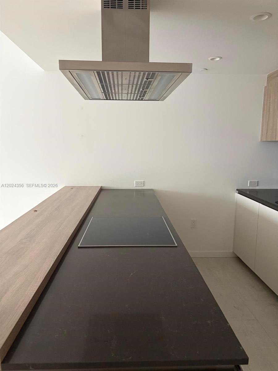 BRICKELL FLATIRON CONDO - Residential Lease
