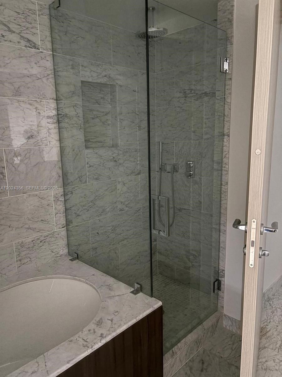 BRICKELL FLATIRON CONDO - Residential Lease