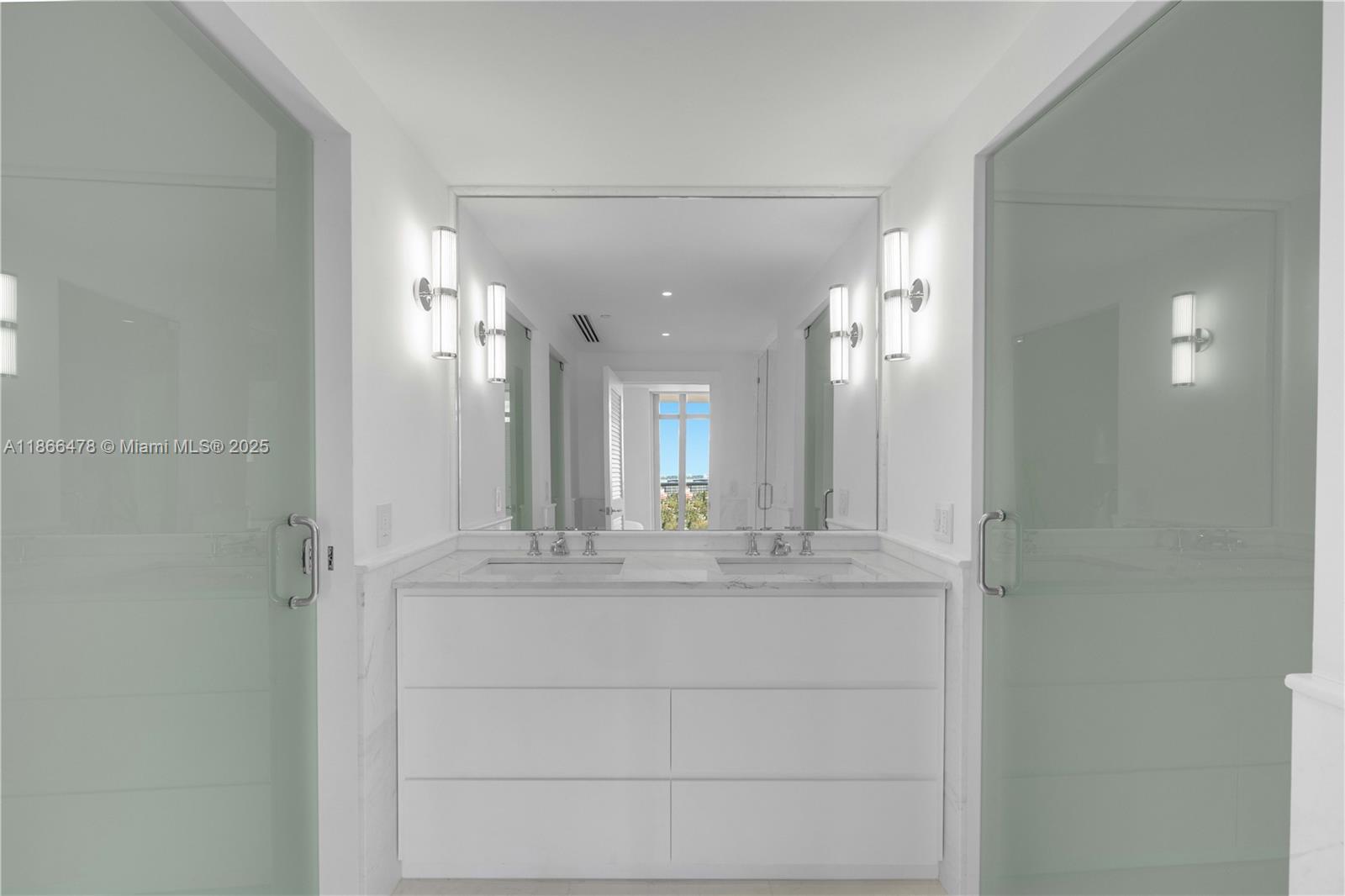 THE CARIBBEAN CONDO - Residential Lease