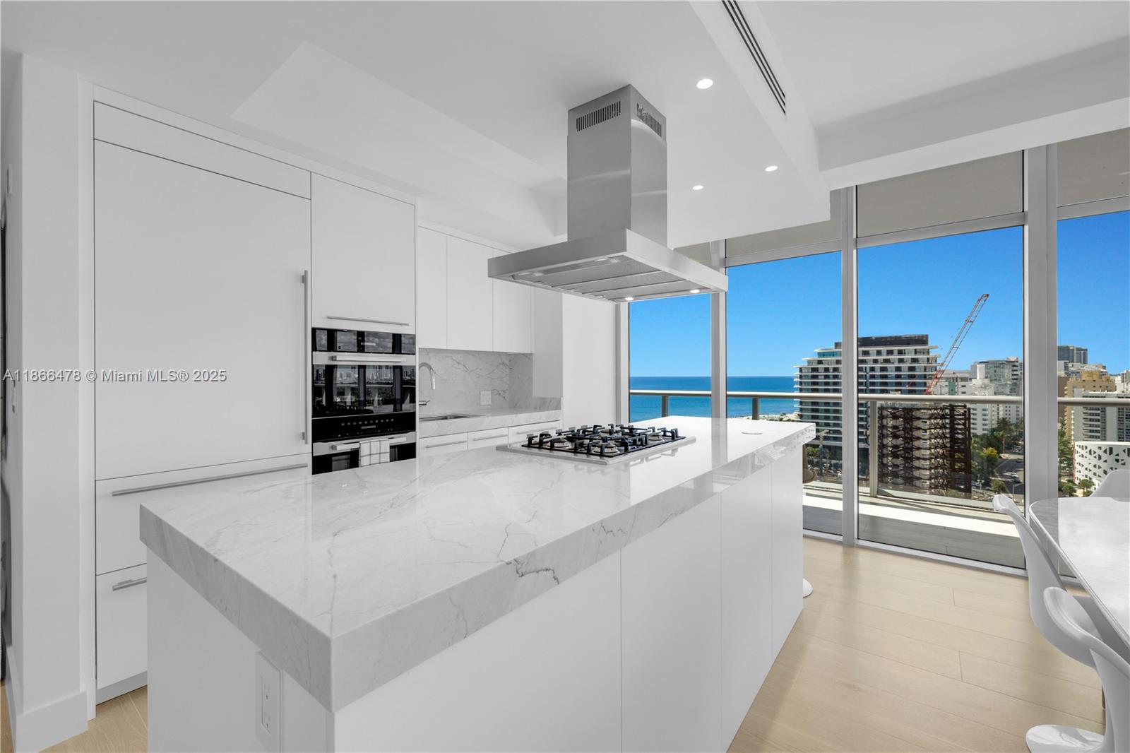 THE CARIBBEAN CONDO - Residential Lease