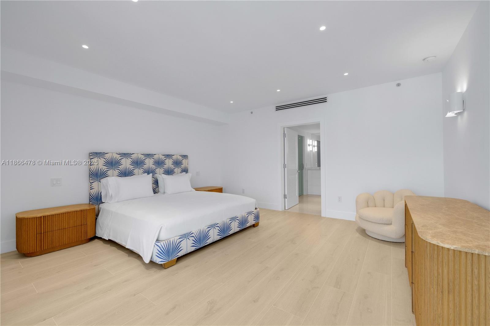 THE CARIBBEAN CONDO - Residential Lease