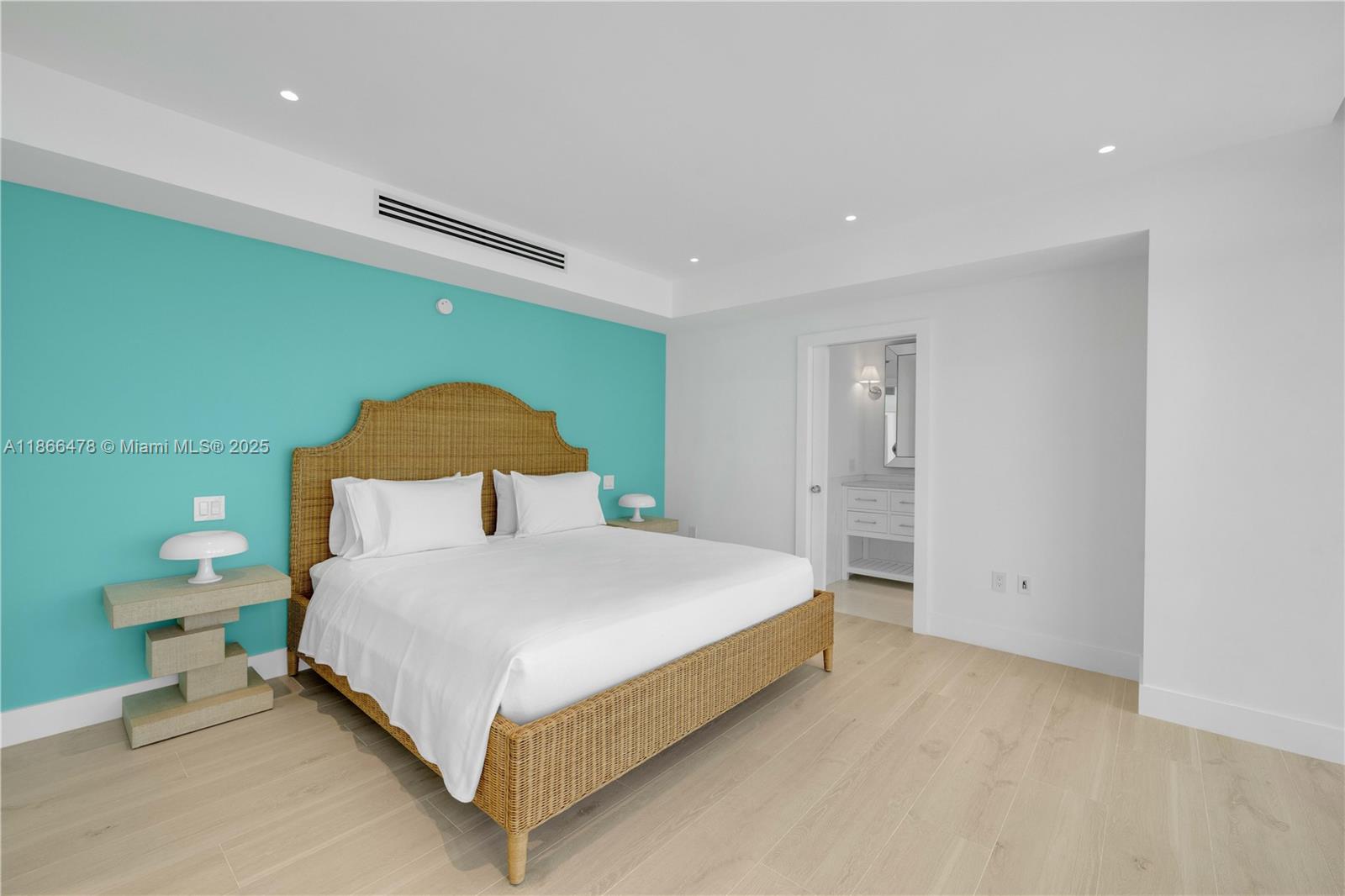 THE CARIBBEAN CONDO - Residential Lease