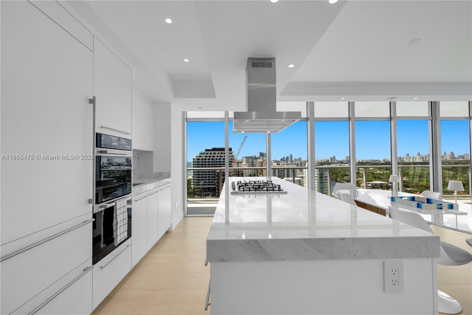 THE CARIBBEAN CONDO - Residential Lease