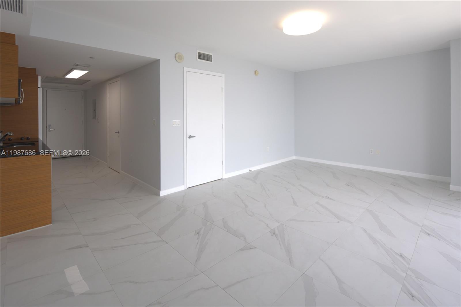 50 Biscayne Blvd 4909