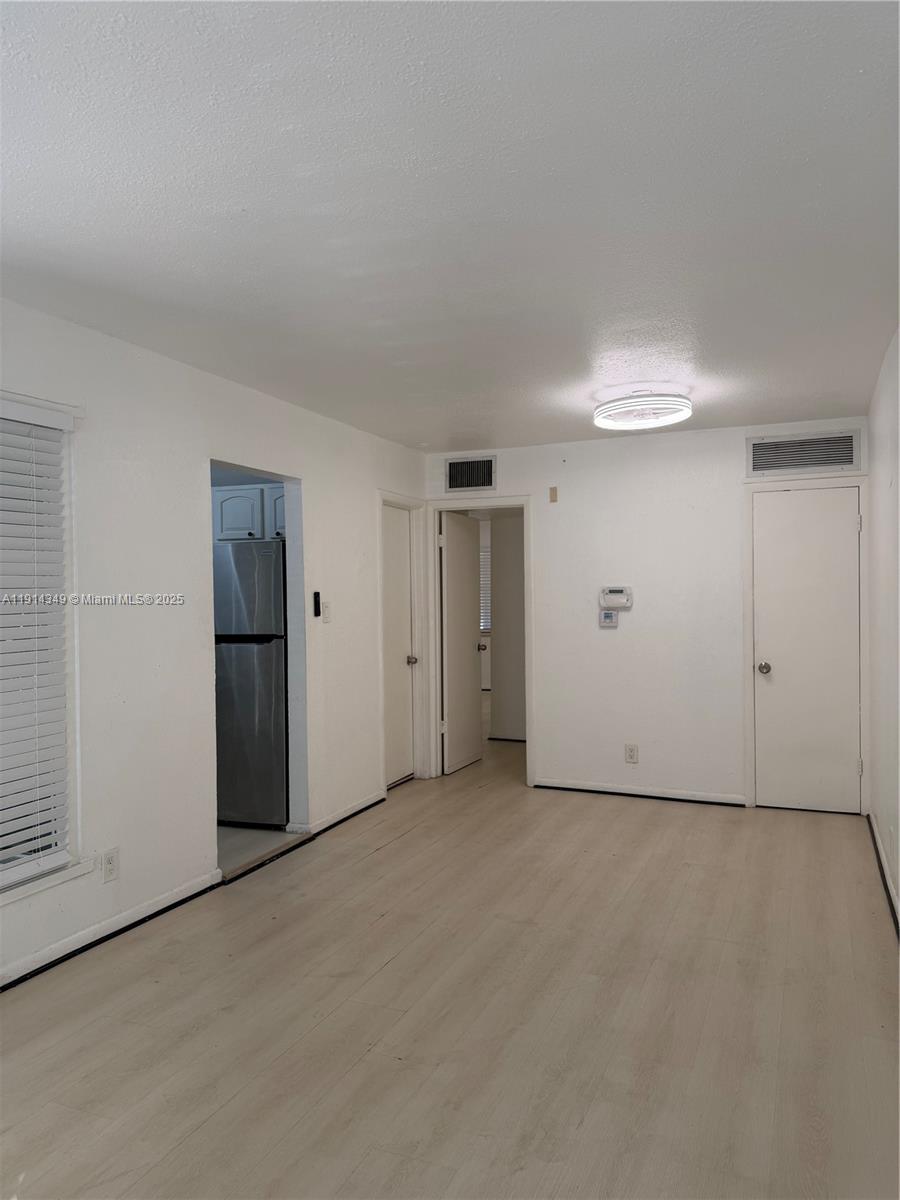 TOWN OF HALLANDALE B-13 - Residential Lease