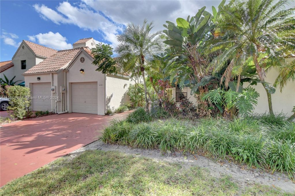 Photo of 6354 Las Flores Dr #6354, Boca Raton, FL 33433 (MLS # A11560229)