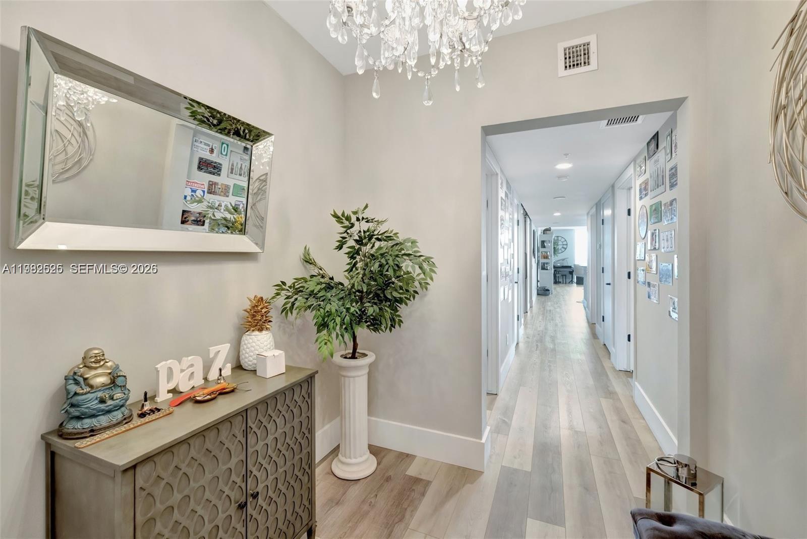 THE OAKS I CONDO - Residential