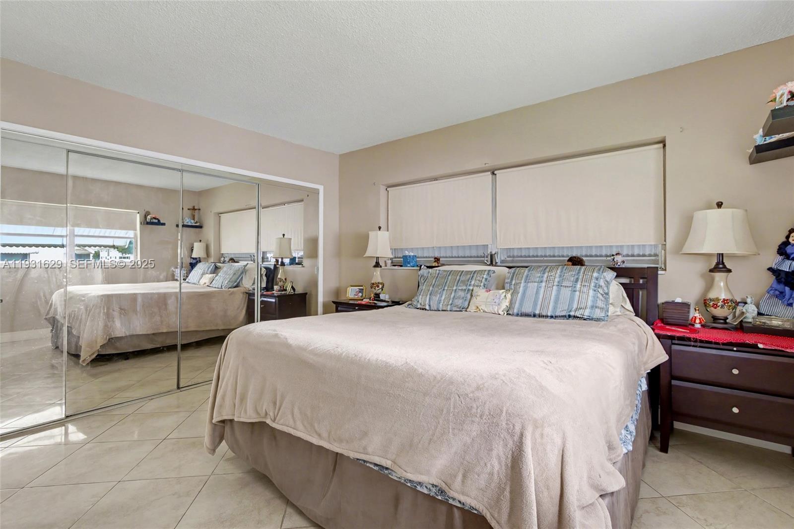 HILLCREST NO 4 CONDO - Residential