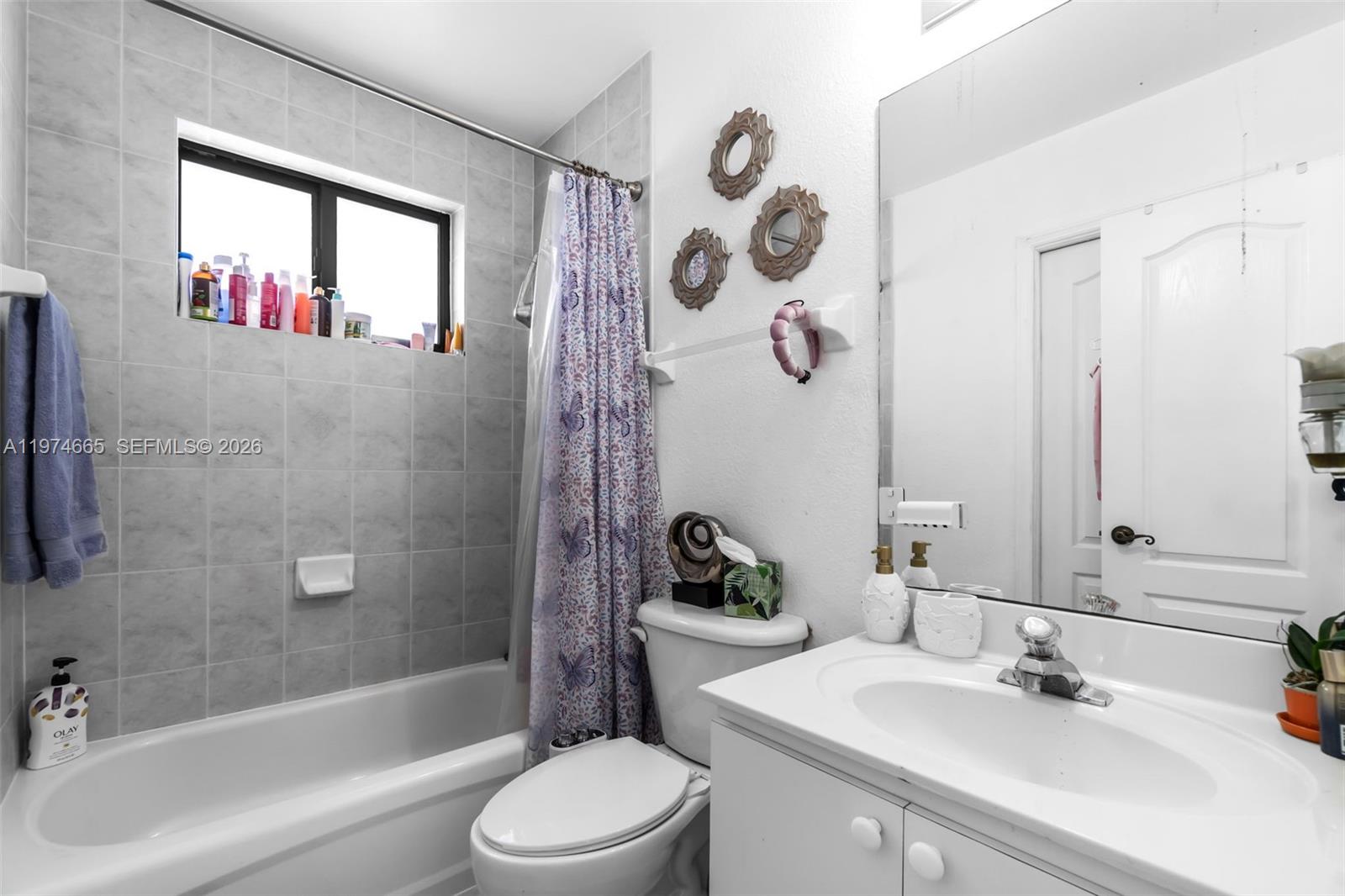 PARK LAKES BY THE MEADOWS - Residential