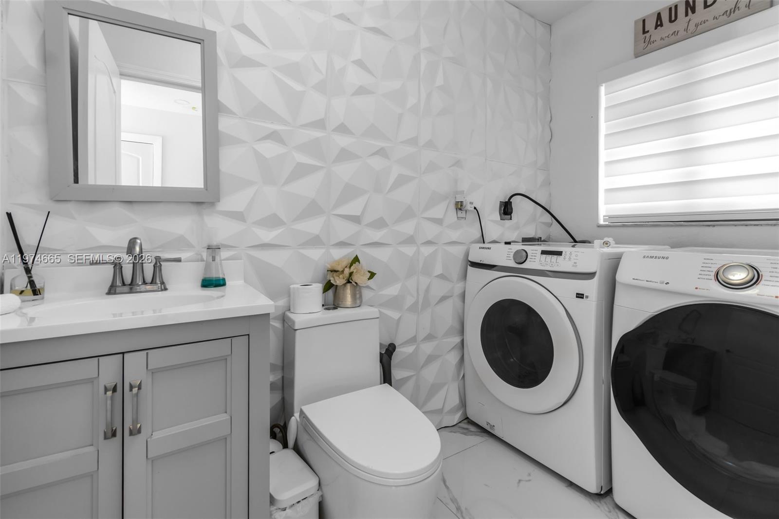 PARK LAKES BY THE MEADOWS - Residential