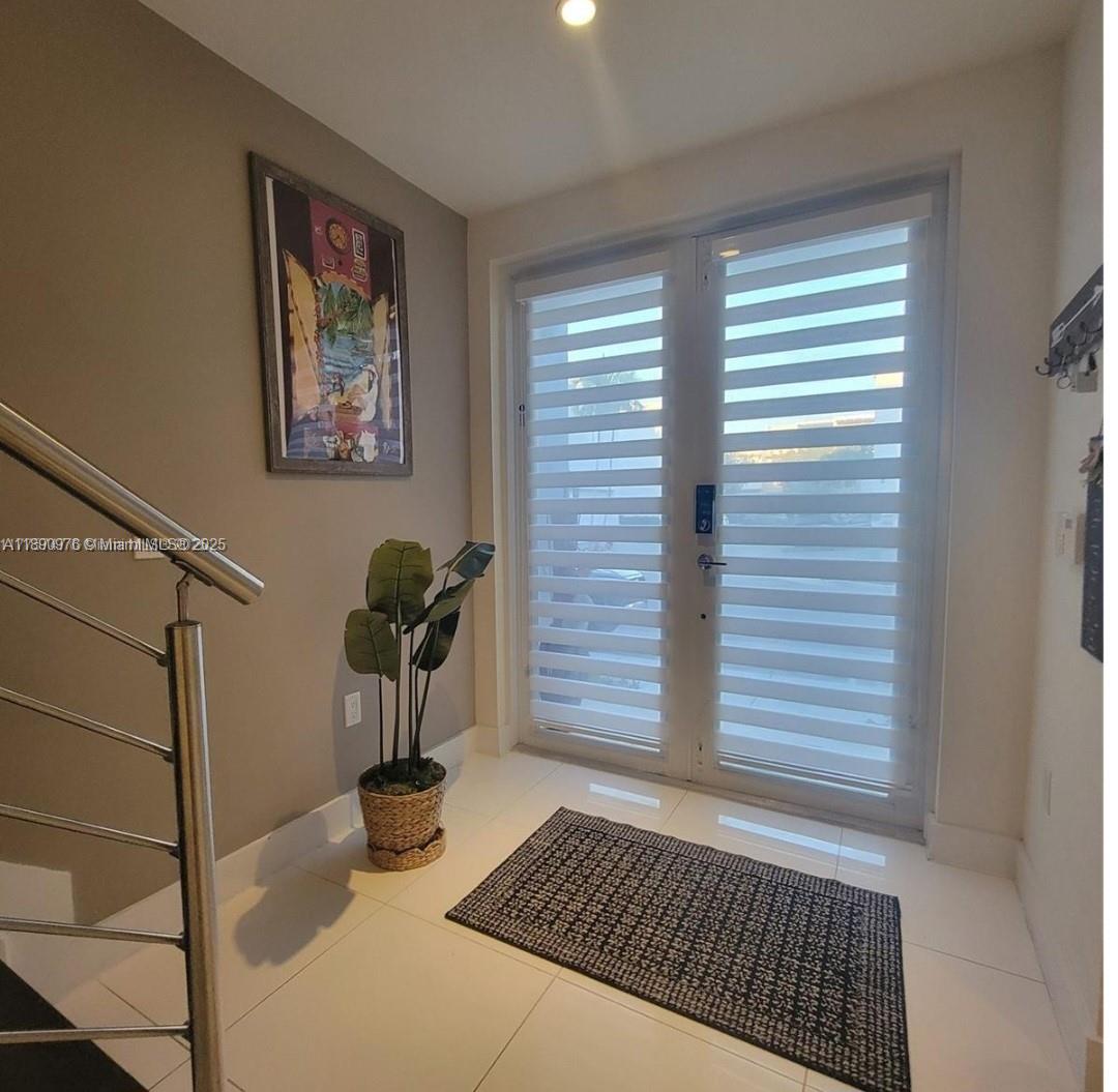 LANDMARK AT DORAL - Residential