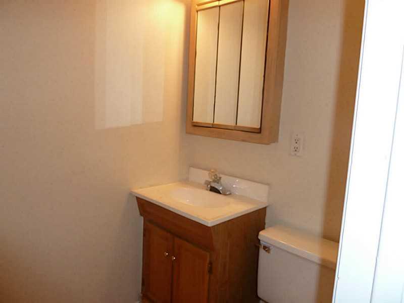 HABITAT II PHASE V CONDO - Residential Lease