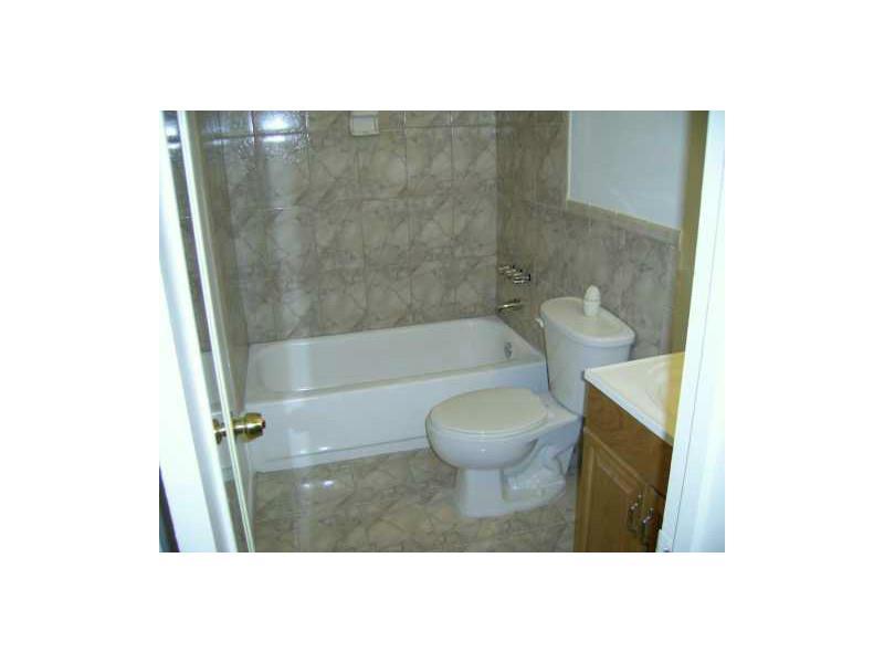 HABITAT II PHASE V CONDO - Residential Lease