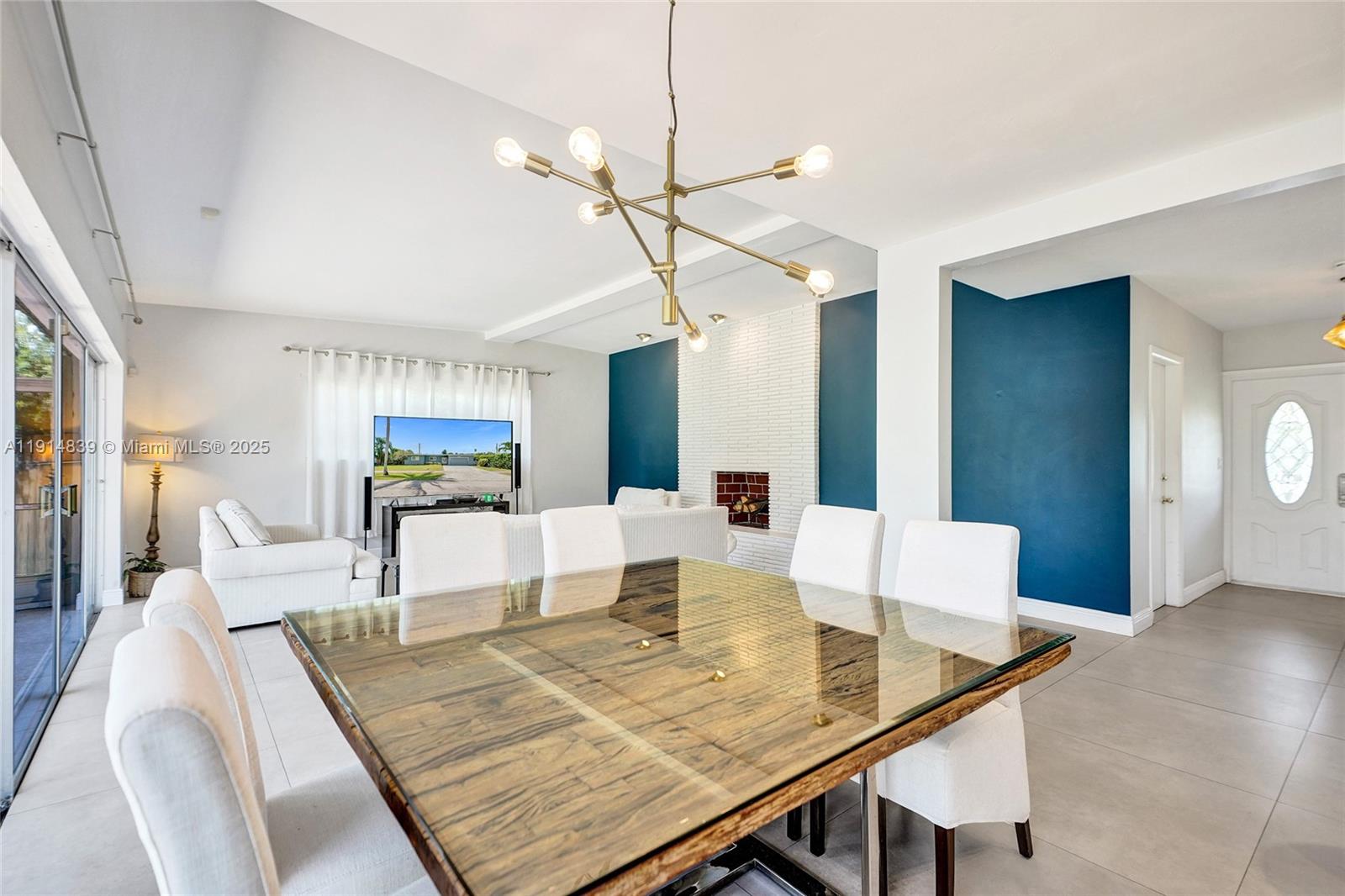 SKY LAKE - Residential