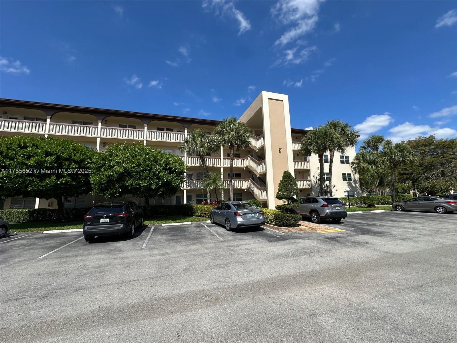 3101 Portofino Pt M2
