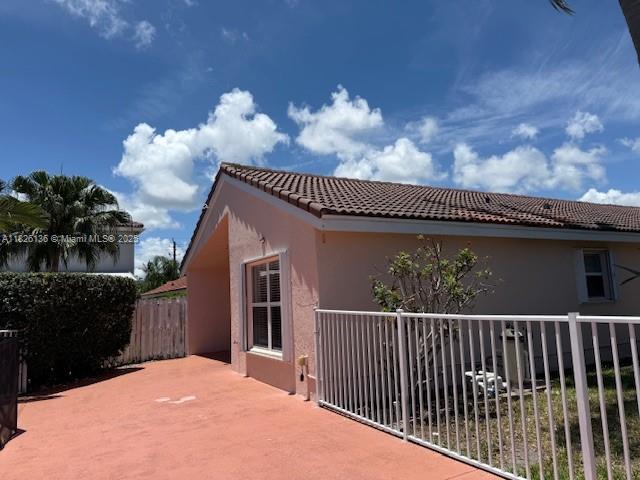 7964 La Rose Ct, Lake Worth, FL, 33467/$399,900 3 7964 La Rose Ct