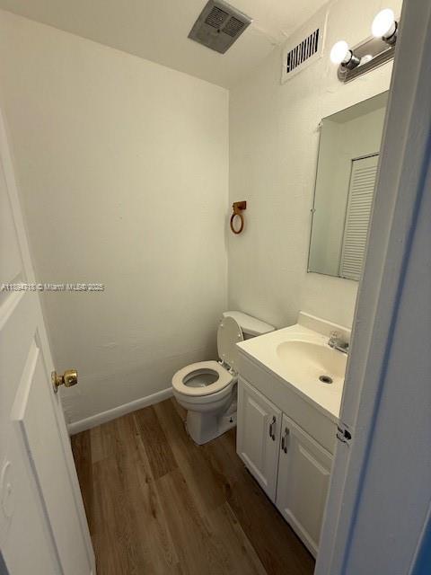 LAUDERHILL MANOR - Residential Lease