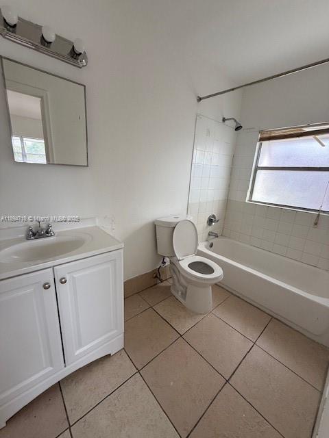 LAUDERHILL MANOR - Residential Lease