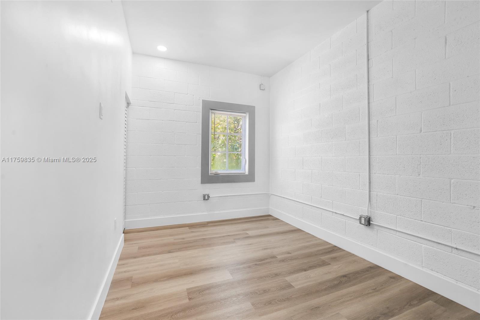 HOLLEMAN MANOR ADDN - Residential Income