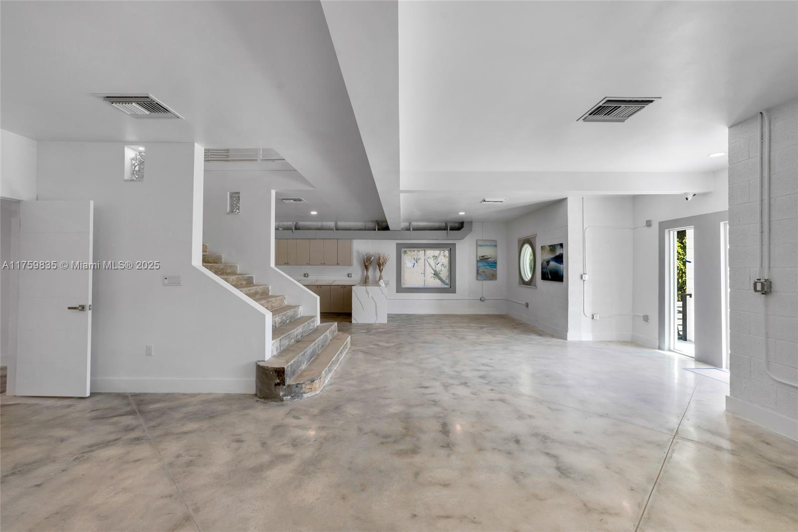 HOLLEMAN MANOR ADDN - Residential Income
