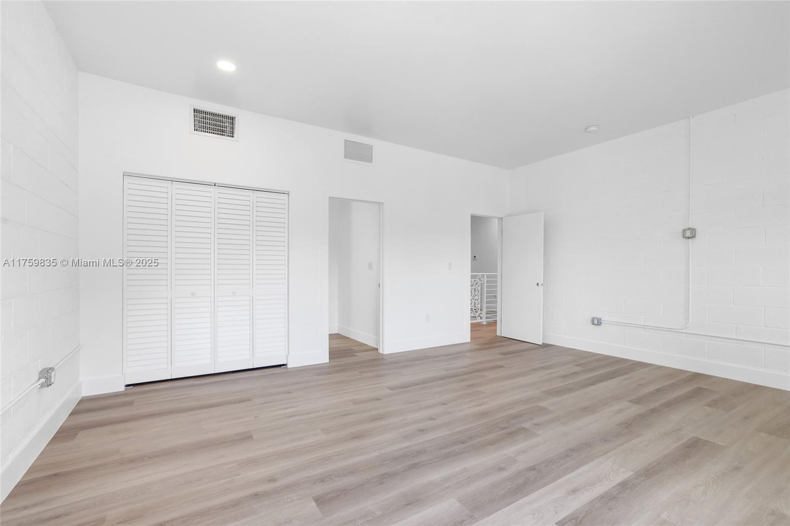 HOLLEMAN MANOR ADDN - Residential Income