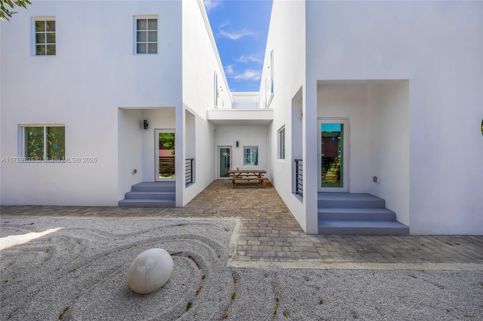 HOLLEMAN MANOR ADDN - Residential Income