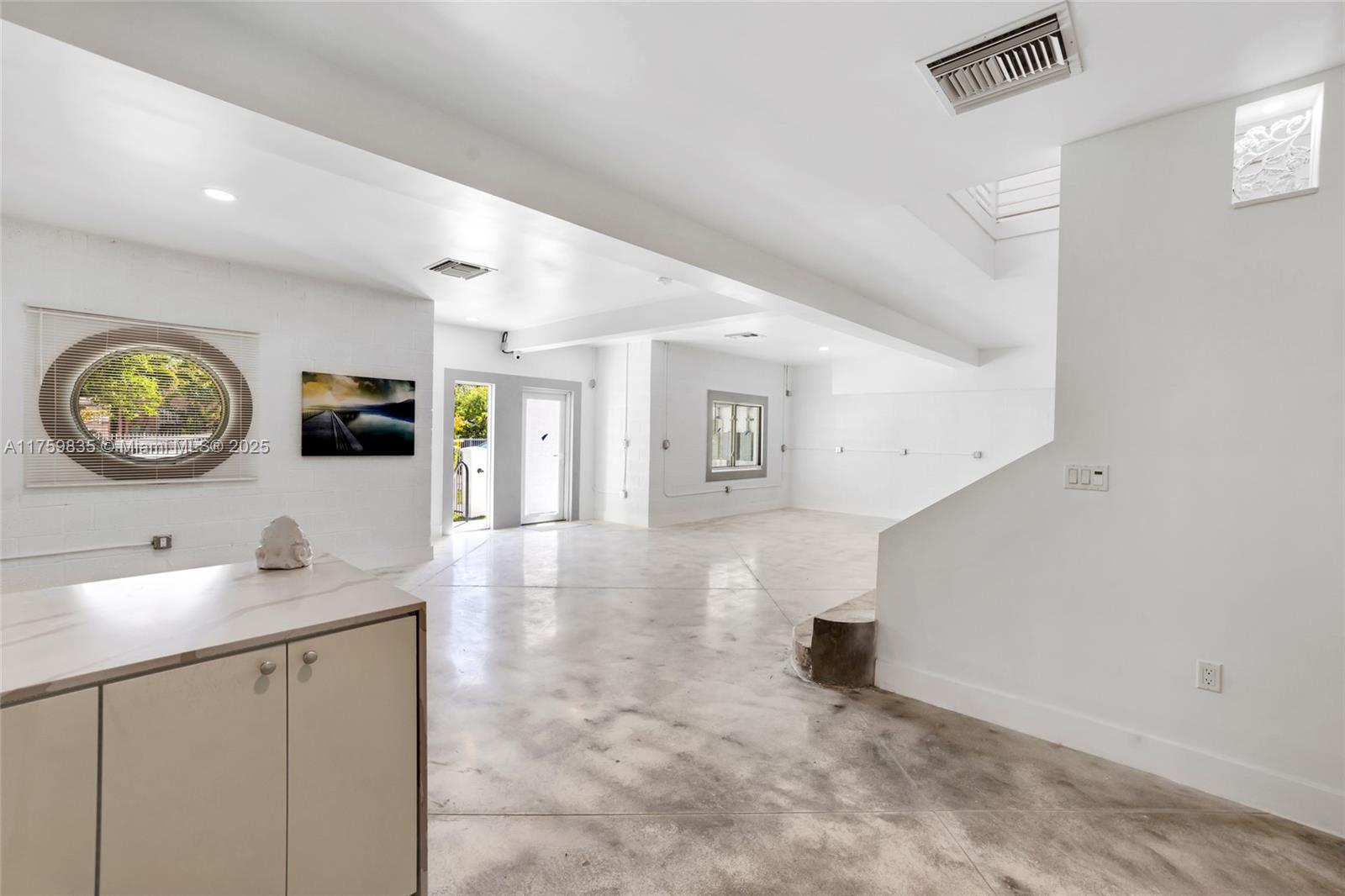 HOLLEMAN MANOR ADDN - Residential Income