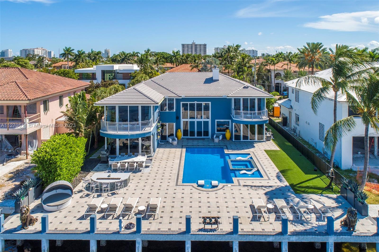 SEA ISLAND - Residential