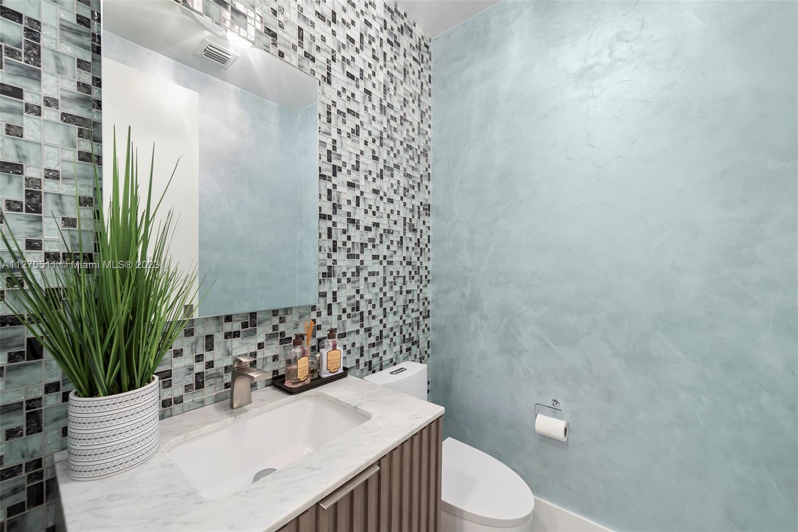 SEA ISLAND - Residential