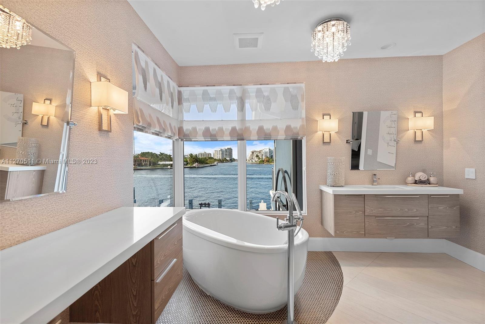 SEA ISLAND - Residential