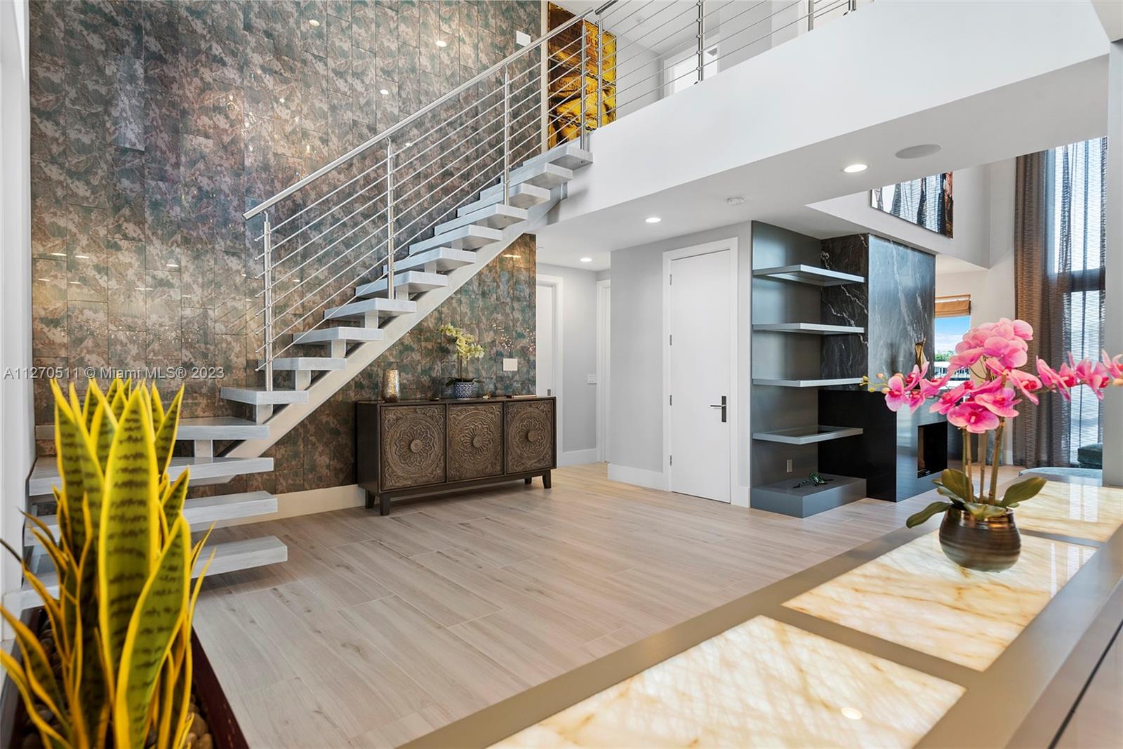 SEA ISLAND - Residential