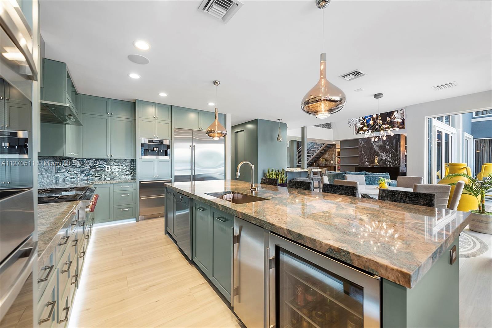 SEA ISLAND - Residential