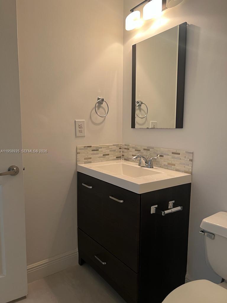 DORAL HOUSE CONDO NO 3 - Residential Lease