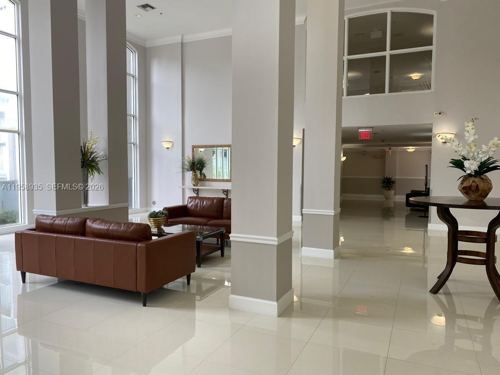 DORAL HOUSE CONDO NO 3 - Residential Lease