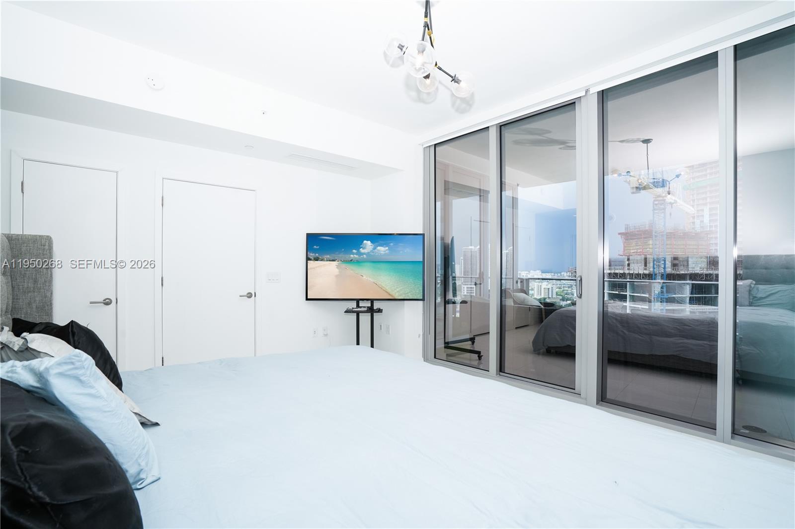 PARAMOUNT MIAMI WORLDCENT - Residential