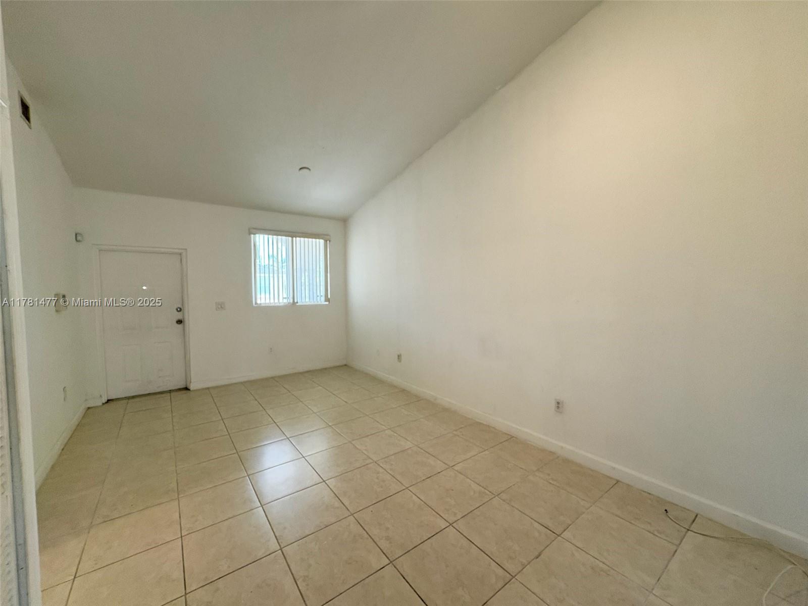 Rental Property at 2460 Se 16th Ter 204, Homestead, Miami-Dade County, Florida - Bedrooms: 2 
Bathrooms: 2  - $1,990 MO.
