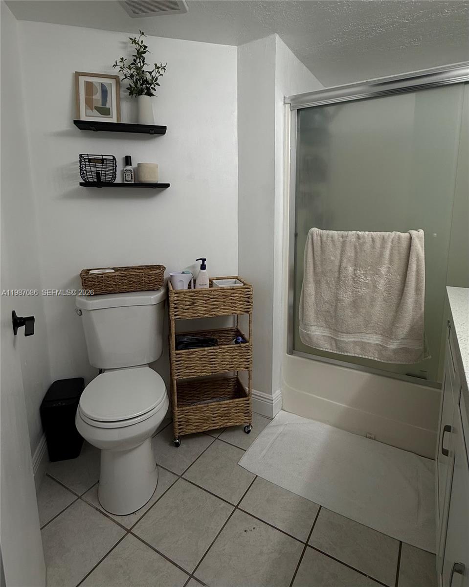 BLEAU FONTAINE CONDO #ONE - Residential Lease