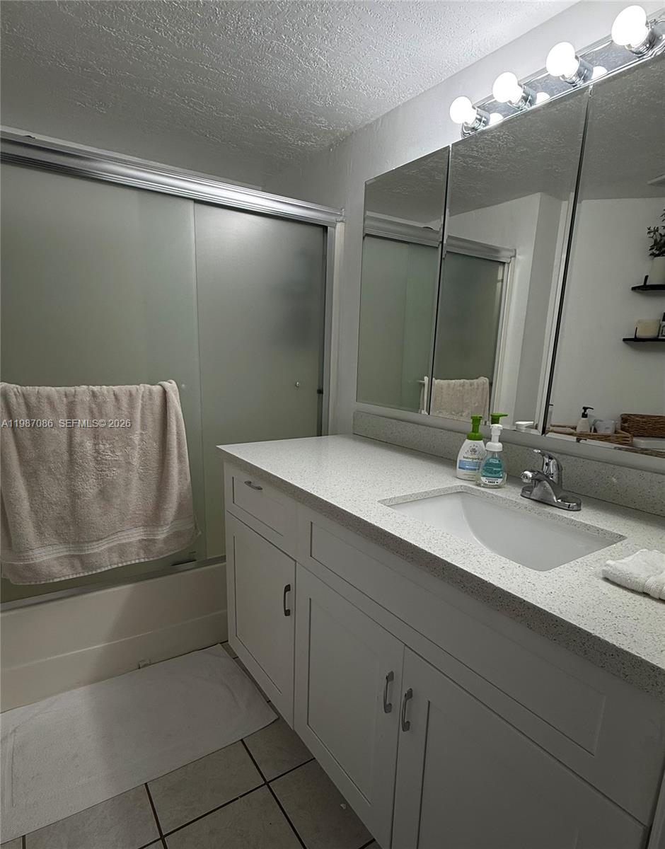 BLEAU FONTAINE CONDO #ONE - Residential Lease