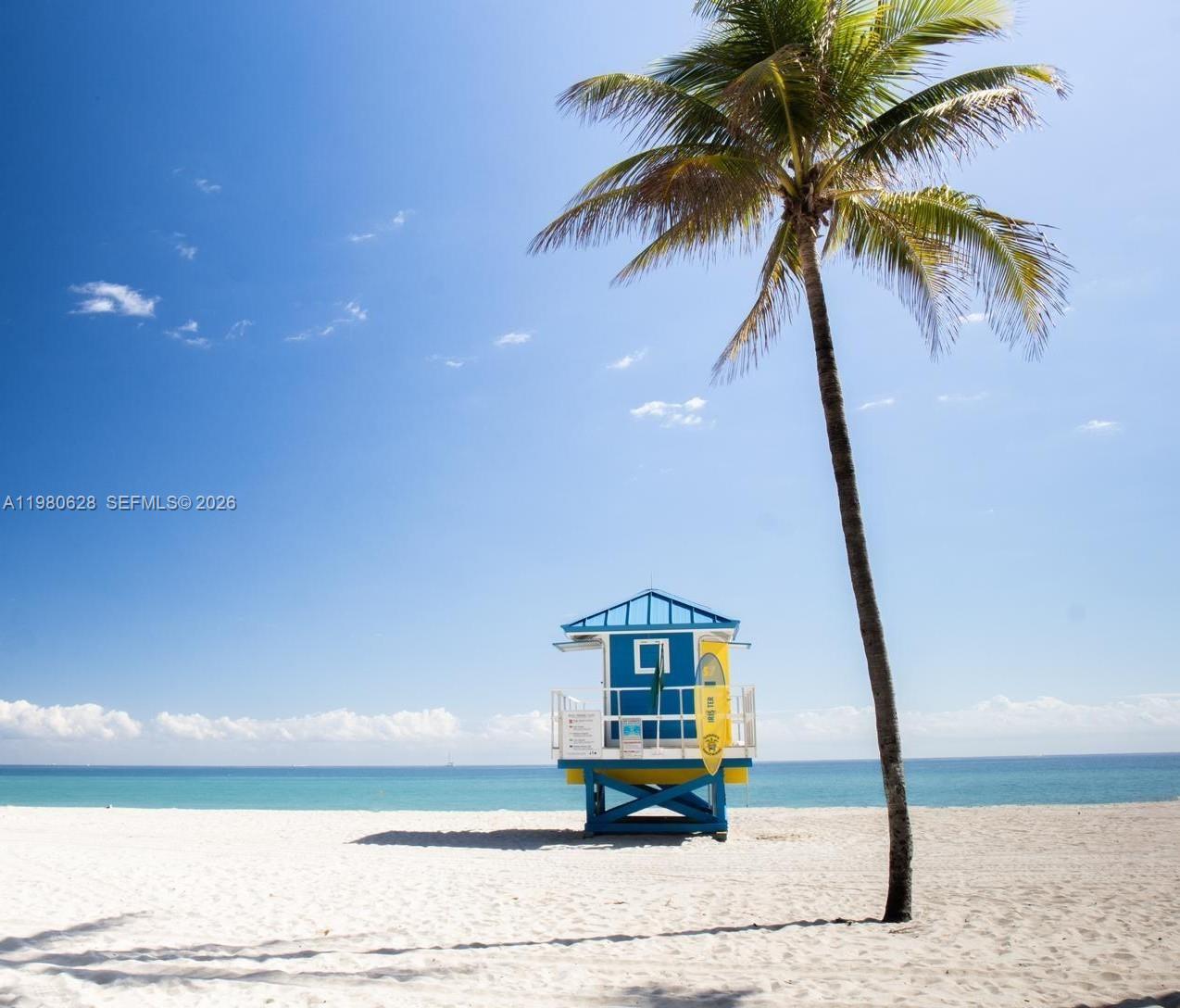 WATERWAY @ HOLLYWOOD BEAC - Residential