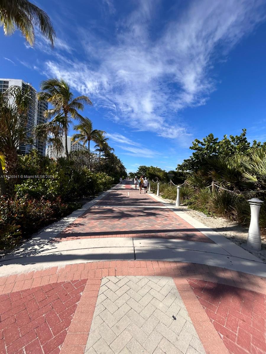 CLUB ATLANTIS CONDO - Residential