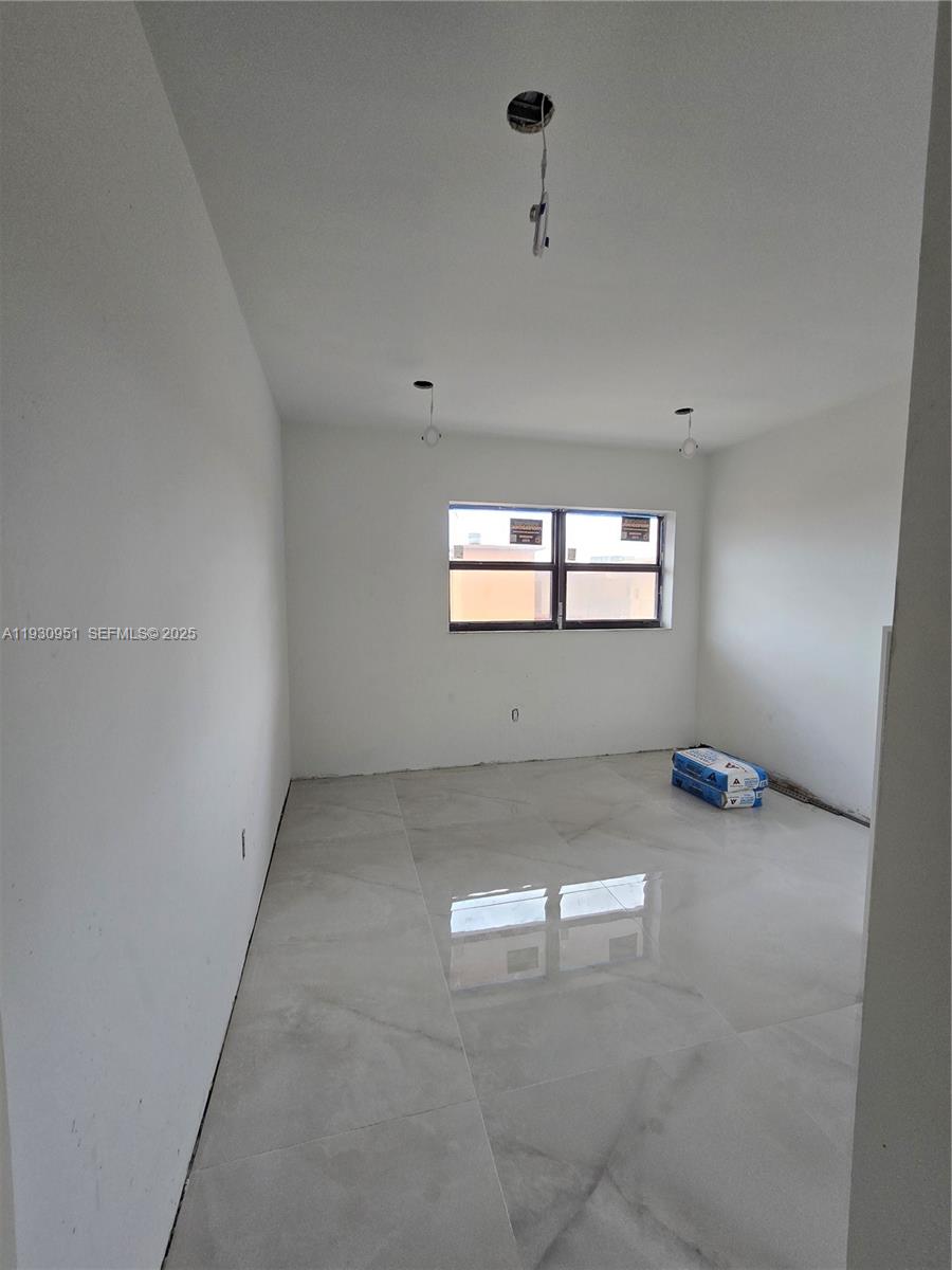 WESTLAND CONDO - Residential Lease