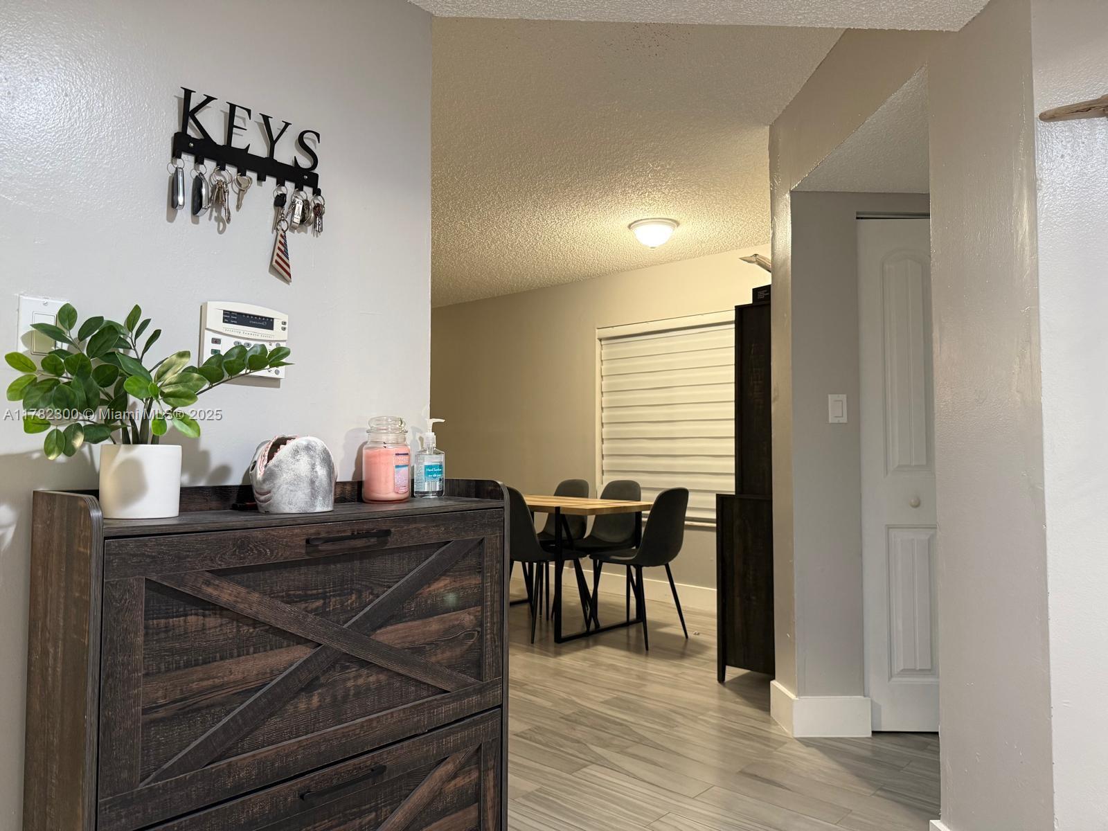 9121 SW 138th Pl 9121