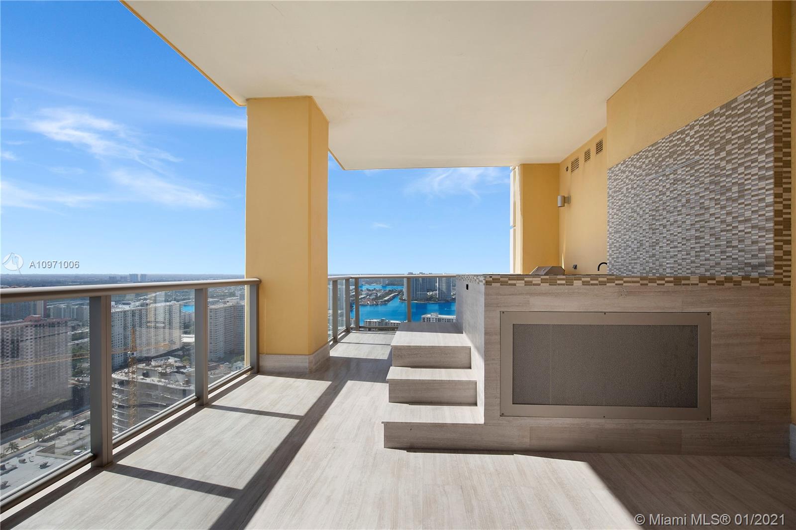 17749 COLLINS AVENUE COND - Residential