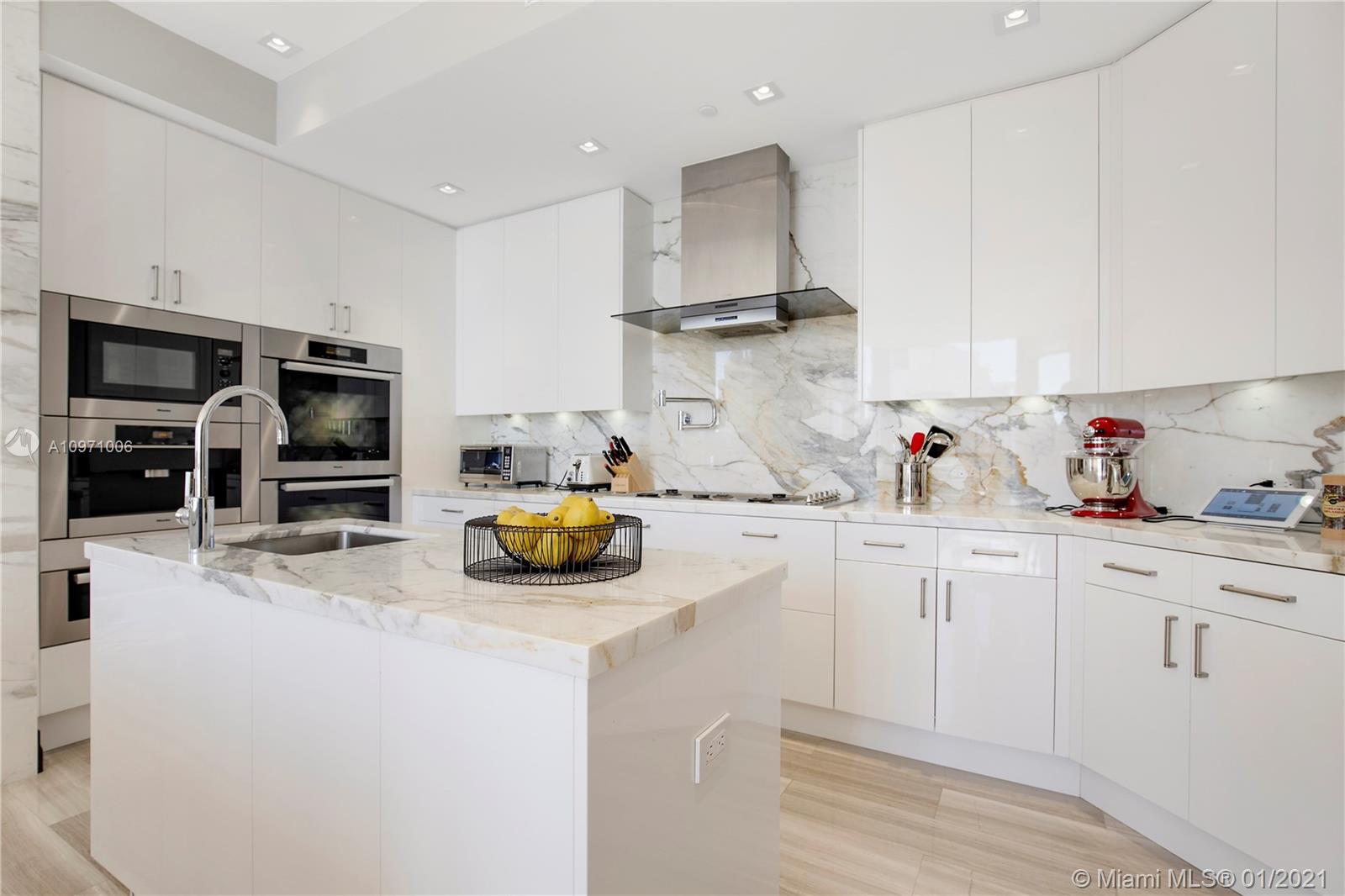 17749 COLLINS AVENUE COND - Residential