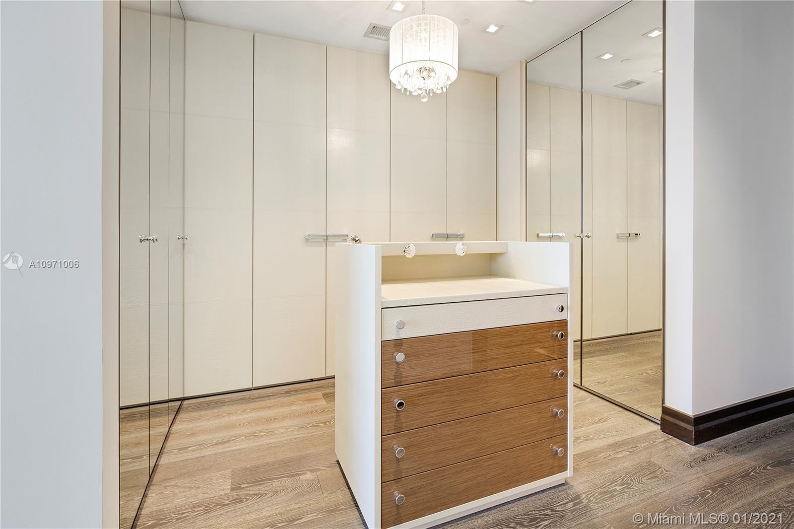 17749 COLLINS AVENUE COND - Residential