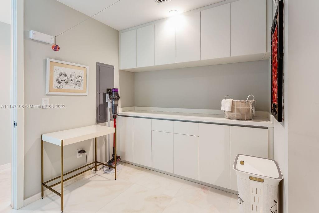 OCEANA BAL HARBOUR CONDO - Residential