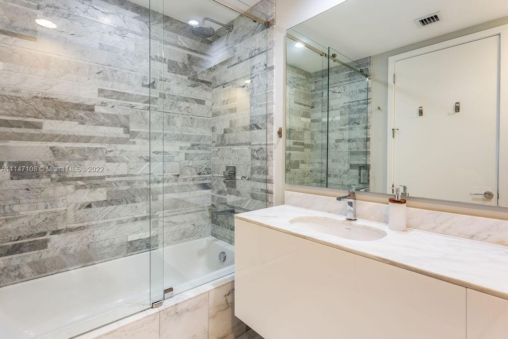 OCEANA BAL HARBOUR CONDO - Residential